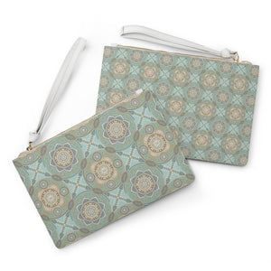 Thankful Sheep Harmony Clutch    Blue