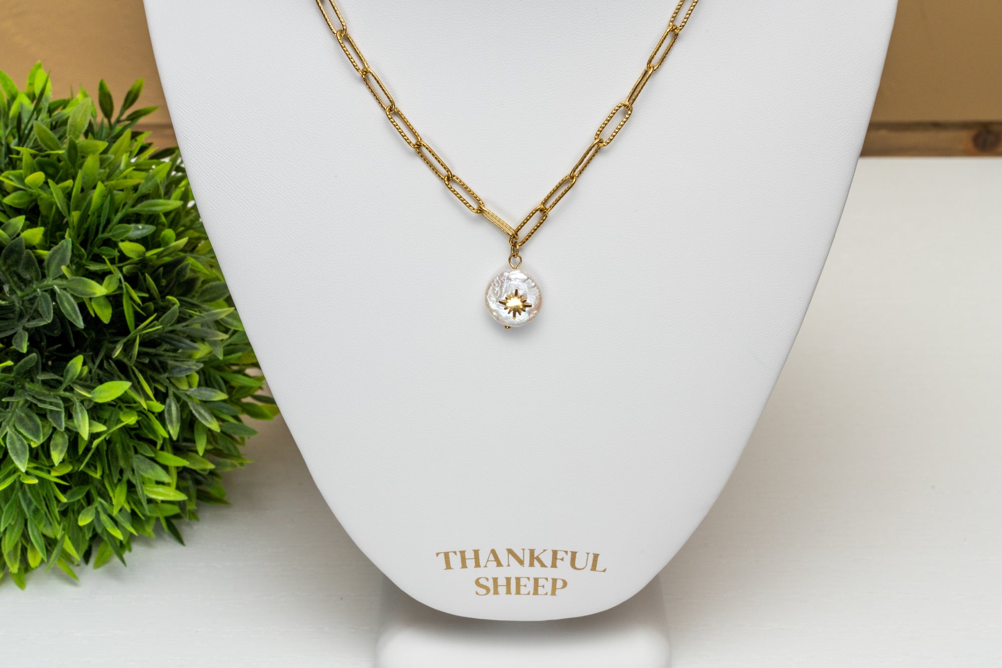 Thankful Sheep Stainless Steel Link Pearl Necklace