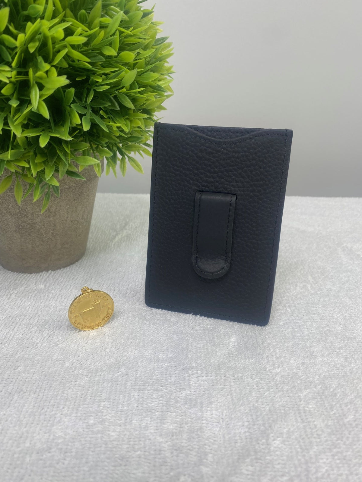 Thankful Sheep "Message of Truth" Medallion Leather Money Clip