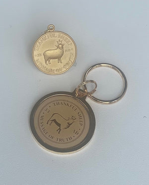 Thankful Sheep "Message of Truth" Medallion Key Ring Gold