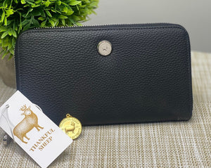 Thankful Sheep "Message of Truth" Medallion Lady's Leather Zip Wallet