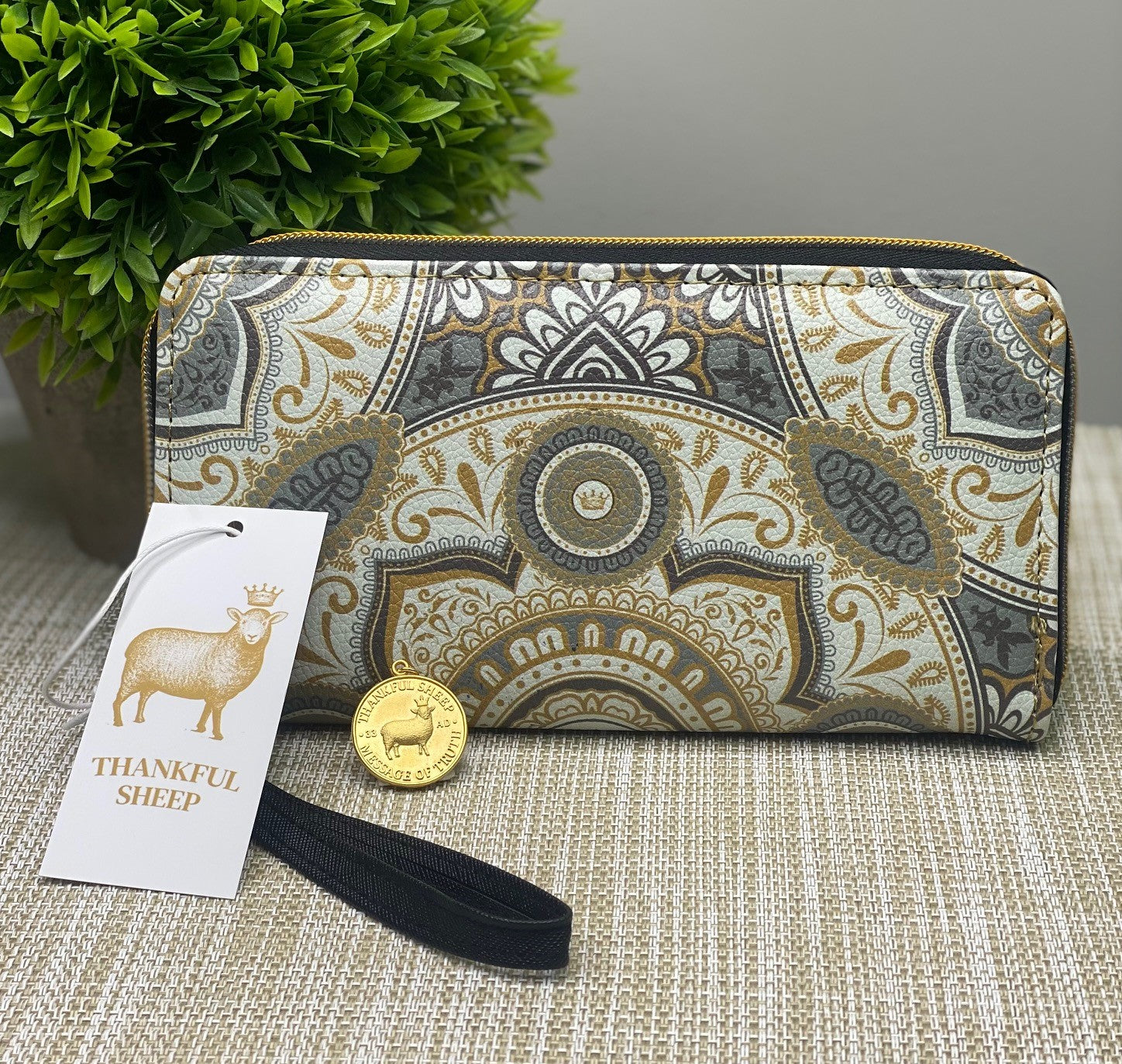 Thankful Sheep Harmony Zip Wallet With Strap  Grays